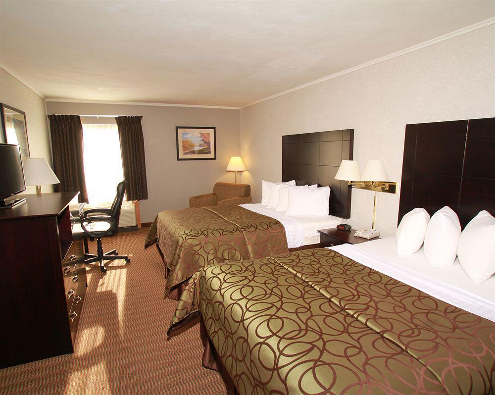 Quality Inn Tully I-81 Bagian luar foto