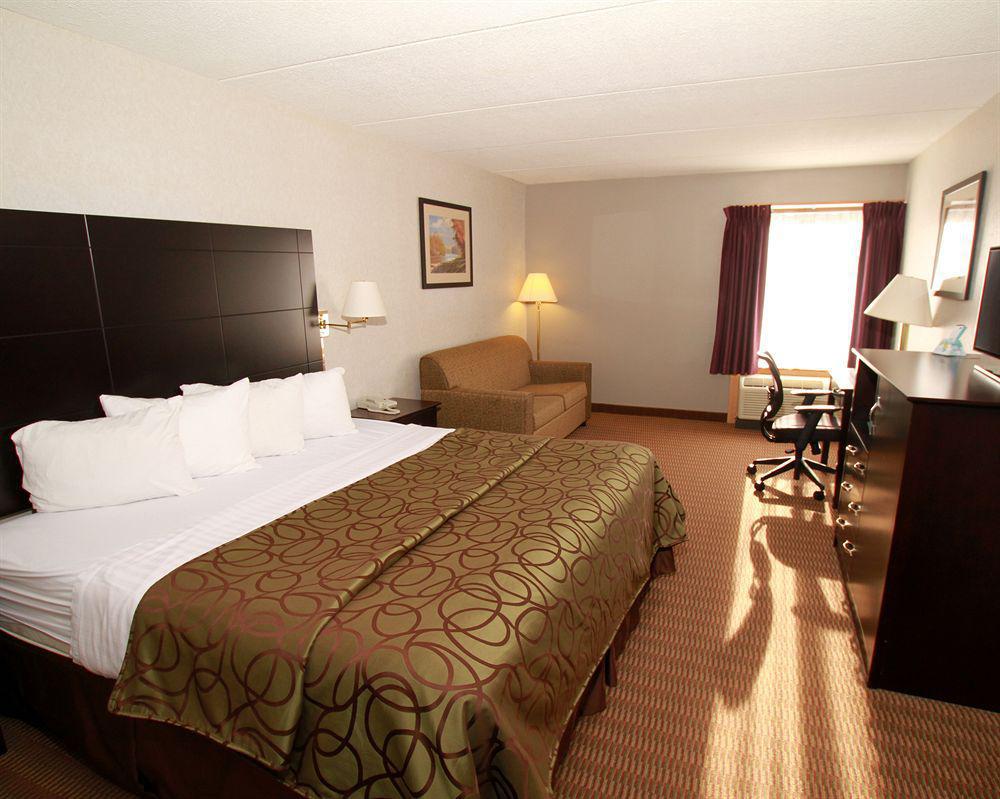 Quality Inn Tully I-81 Bagian luar foto